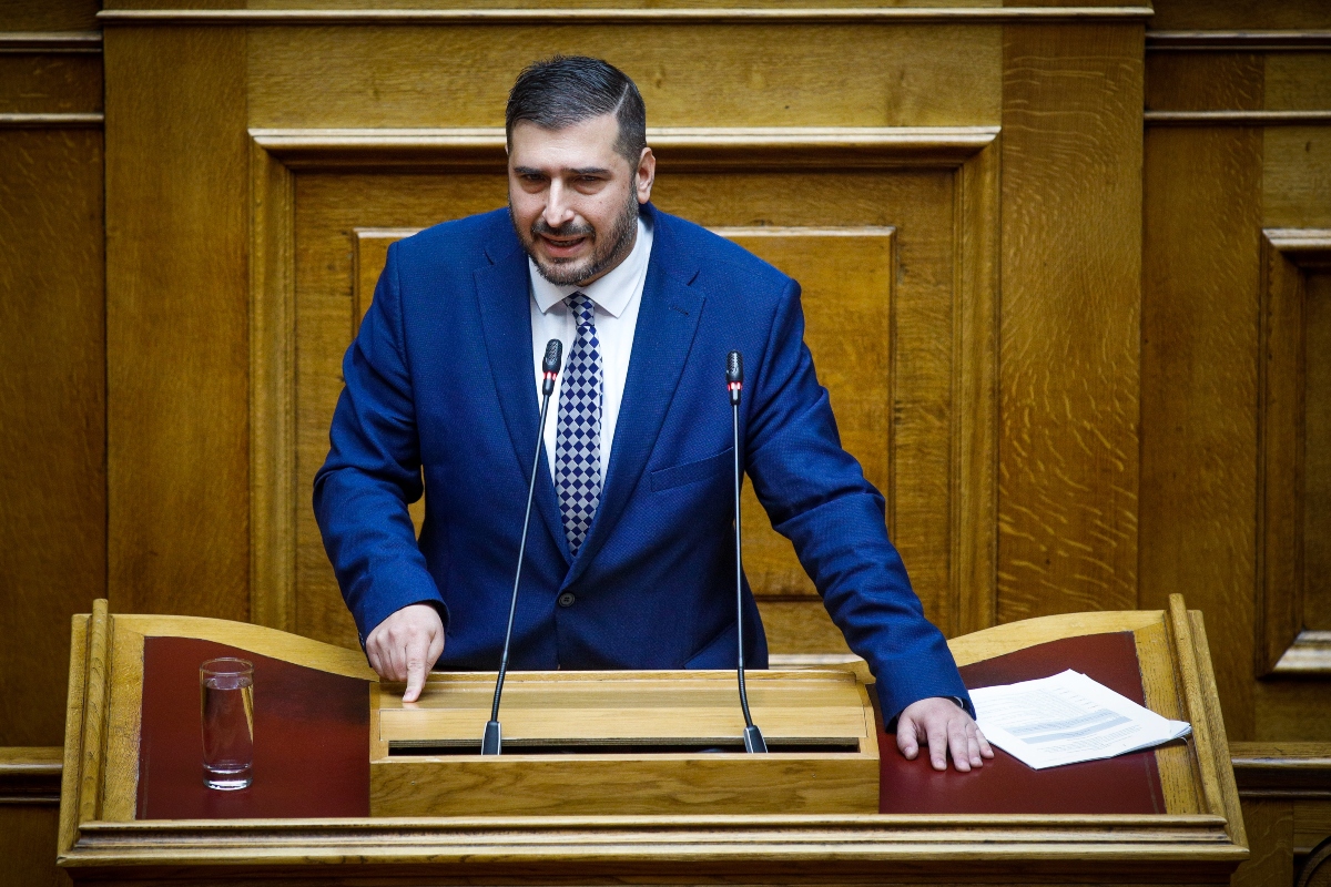 Κατσιβαρδάς κατά Στίγκα: Είναι κατά συρρροή ψευδολόγος