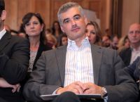 Στο επικοινωνιακό επιτελείο του ΣΥΡΙΖΑ ο Άρης Σπηλιωτόπουλος