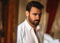 Ο Νίκος Πολυδερόπουλος για την απώλεια του αδερφού του – 4 μήνες δεν μπορούμε να μάθουμε από τι έφυγε