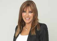 Βίκυ Χατζηβασιλείου: «Δεν φοράω ρούχα από δεύτερο χέρι»