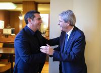 Συνάντηση Τσίπρα – Τζεντιλόνι: Στο επίκεντρο οι εξελίξεις στην ΕΕ, το Ταμείο Ανάκαμψης και οι ευρωεκλογές