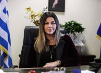 Ζαχαράκη: Θεσμική πρόσκληση στους Έλληνες της διασποράς για συμμετοχή στο Δημογραφικό