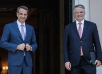ΟΟΣΑ: «Η ελληνική οικονομία αντέχει»