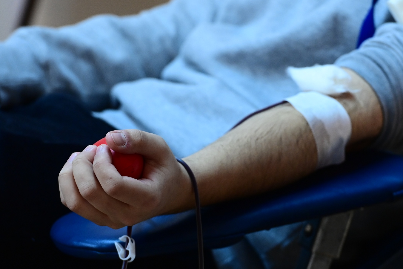 Αύξηση της αιμοδοσίας – Τα 20 νοσοκομεία που συνέβαλαν περισσότερο το 2023 και το νησί παράδειγμα