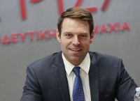 Κασσελάκης: «Είμαι και ηγέτης, είμαι και για μπύρες» [vid]