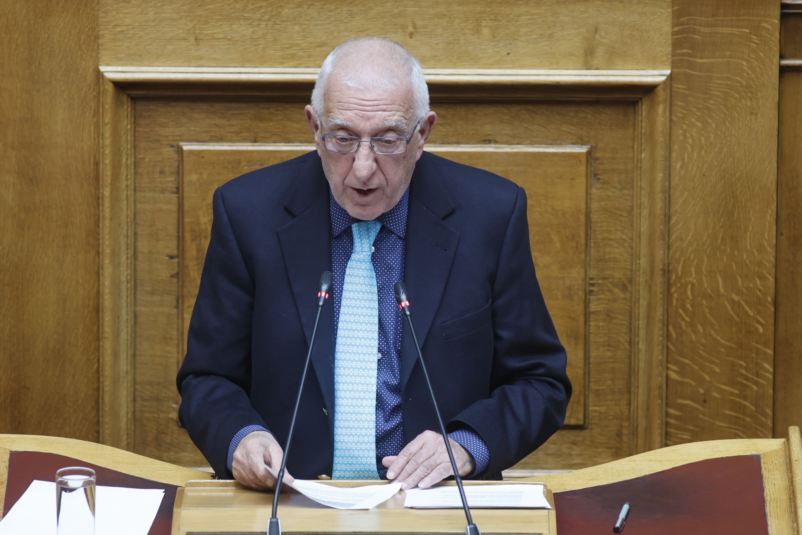 Κακλαμάνης: Η ΝΔ κινδυνεύει από τον κακό της εαυτό -Διαφωνώ με τη δίωξη των «Σπαρτιατών» [VID]