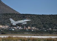 «Ουδέν ζήτημα μεταφοράς ελληνικών F-16 στην Ουκρανία τίθεται»