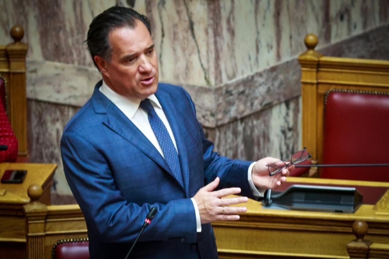 Άδωνις σε Πολάκη: Ιδού οι πόροι για τα δωρεάν απογευματινά χειρουργεία [vid]