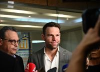 Κασσελάκης σε Μενουδάκο: Πρέπει να ξέρουμε ποιος διέρρευσε τα δεδομένα των εκλογέων του εξωτερικού
