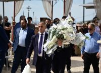 Θρήνος και οργή στην κηδεία της 28χρονης Κυριακής – Με νυφικό και σε λευκό φέρετρο [vid]