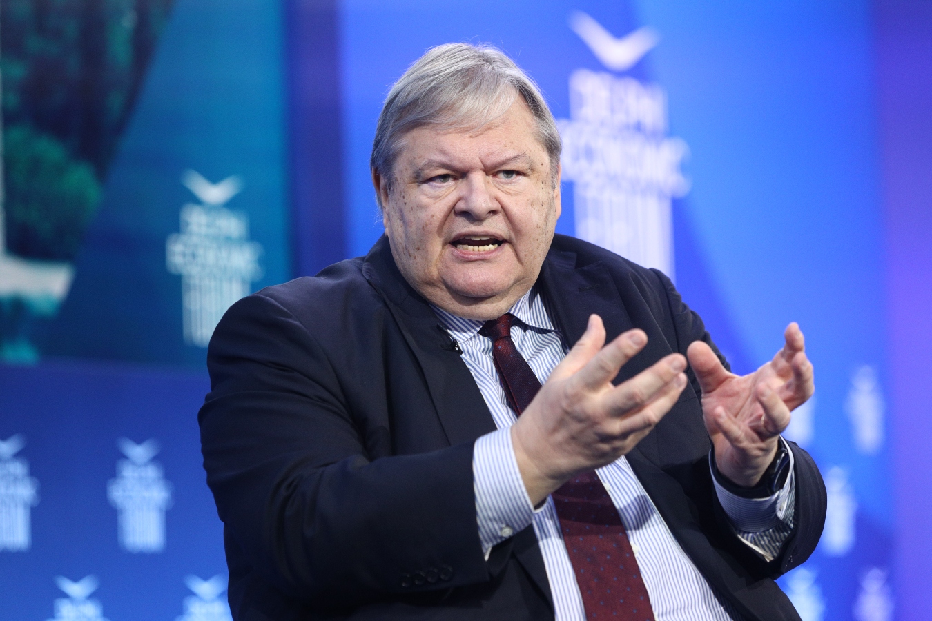 Βενιζέλος:Δεν αρκεί να λέμε ότι είμαστε ευρωπαϊκή χώρα,με σταθερές σχέσεις με τις ΗΠΑ και χώρα μέλος του ΝΑΤΟ