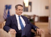 PM Mitsotakis urges voters to apply for a postal vote on the epistoliki.ypes.gov.gr platform by next Monday