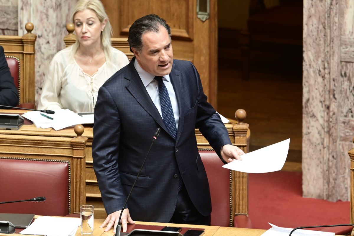 Άδωνις σε Βελόπουλο: Παρακαλούσες τον Σαμαρά να κατέβεις υποψήφιος με τη ΝΔ