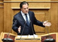 Άδωνις σε Βελόπουλο: Παλαβές οι θεωρίες σου περί μπαζώματος
