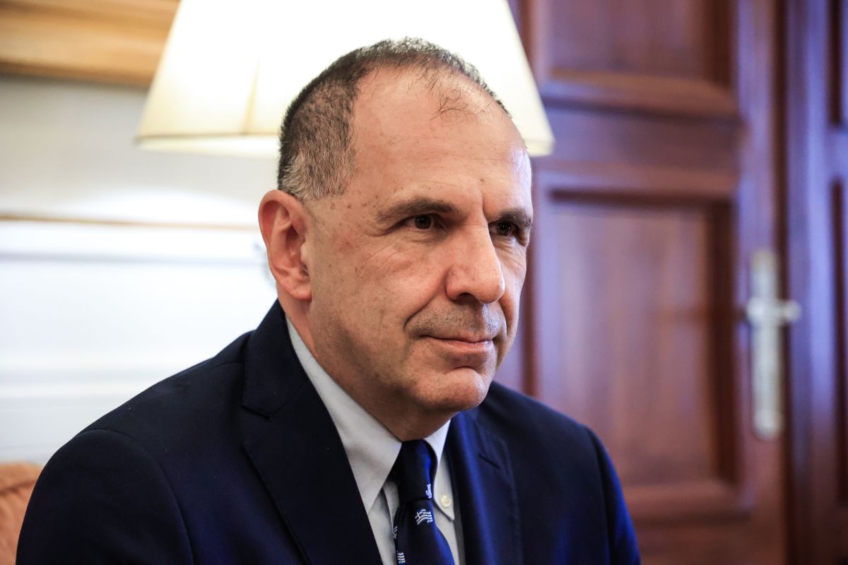 Τηλεφωνική επικοινωνία Γεραπετρίτη με τον Παλαιστίνιο πρωθυπουργό