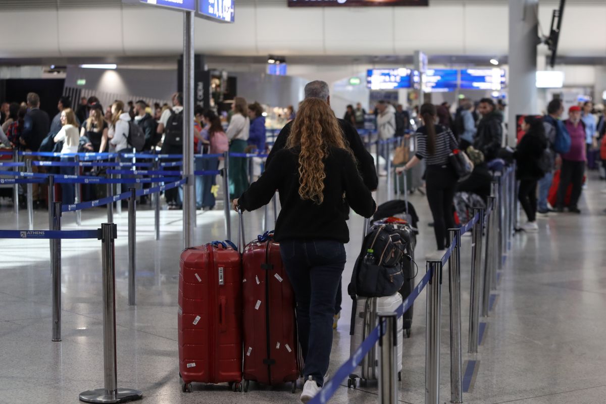 Ρεκόρ στον αριθμό επιβατών αναμένει για φέτος η ΙΑΤΑ – Εκτόξευση τζίρου για τις αεροπορικές εταιρείες
