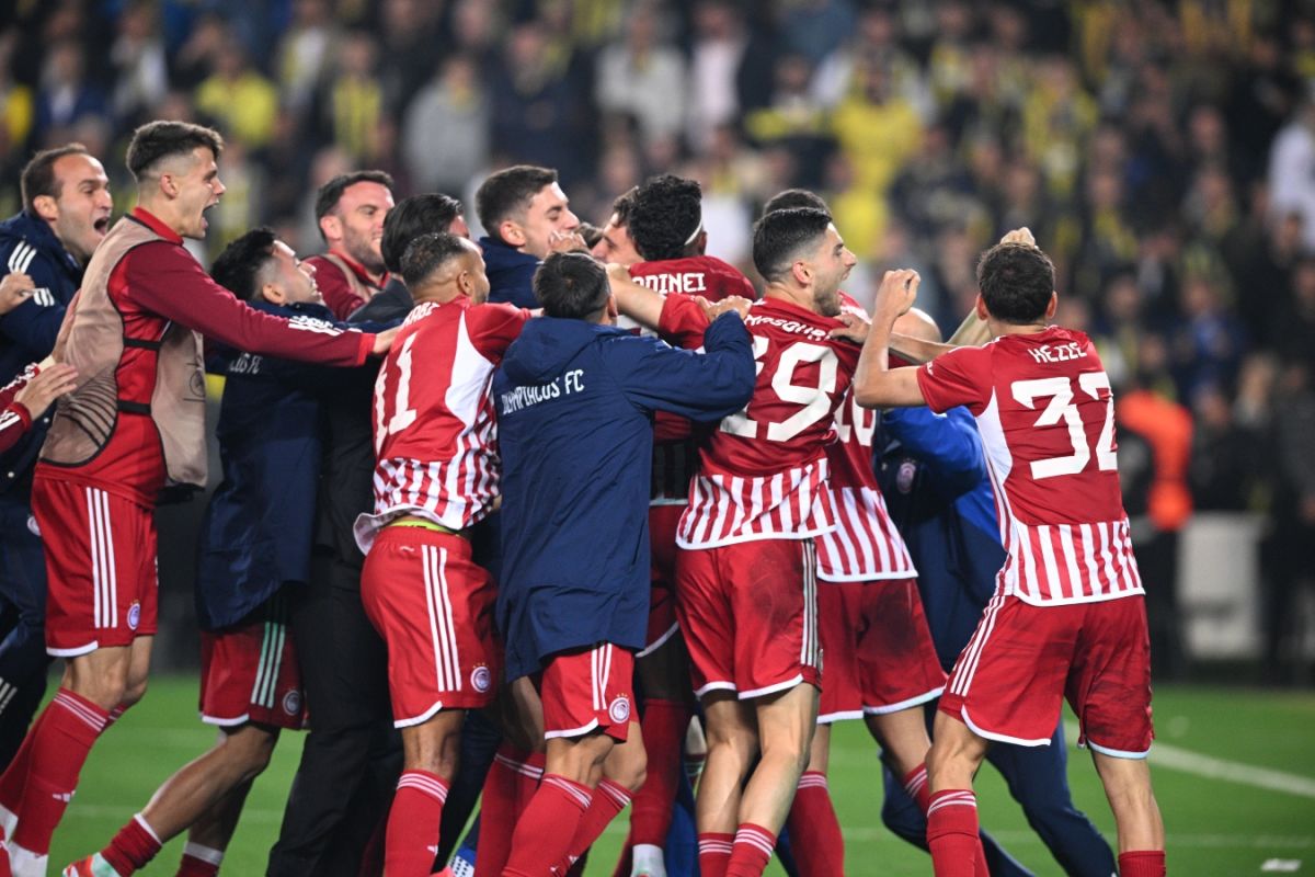 Olympiacos in the “4” of the Conference League, Tzolakis a Hero in Turkey!