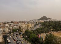 Καιρός σήμερα Πέμπτη [25/4/2024]: Απομακρύνεται η αφρικανική σκόνη – Λίγες νεφώσεις και βροχές