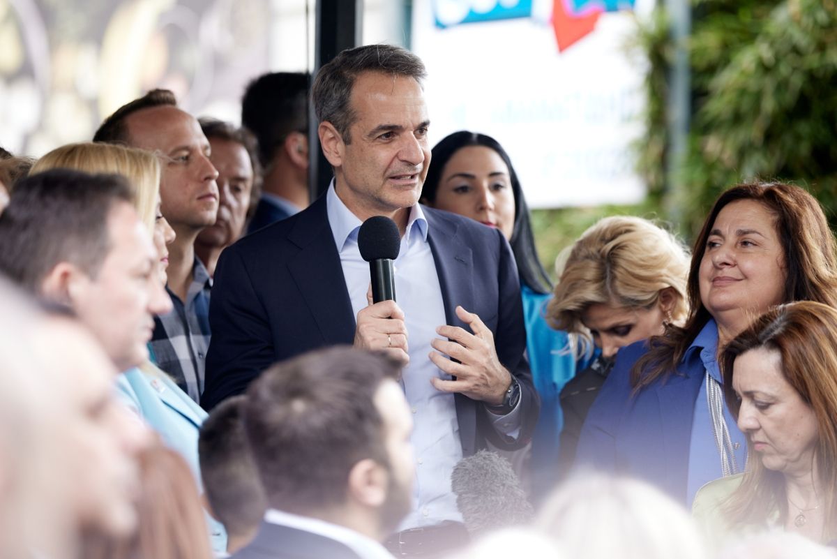Μητσοτάκης: Να στήσουμε ανάχωμα σε αυτούς που με πρόστυχο τρόπο εκμεταλλεύονται τη χριστιανική πίστη
