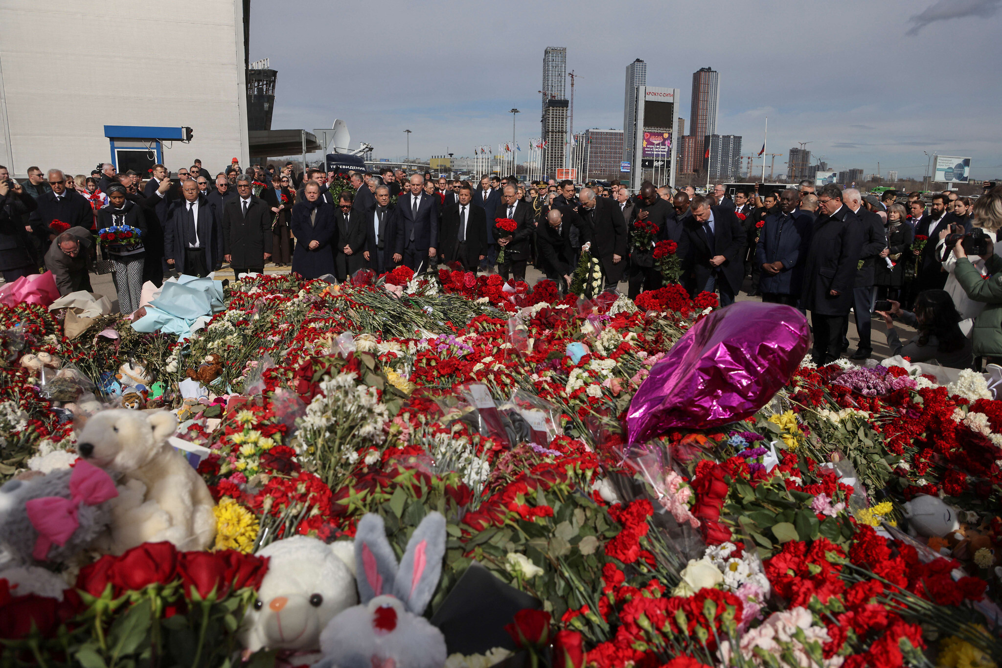 Μέση Ανατολή: Το Ιράν απειλεί με αντίποινα μετά την επίθεση στην ιρανική πρεσβεία στη Δαμασκό