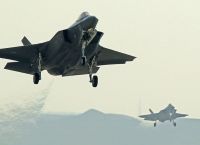 Βουλή: “Πράσινο φως” από την αρμόδια Επιτροπή για την προμήθεια 20 μαχητικών F-35 – Η δήλωση Δένδια