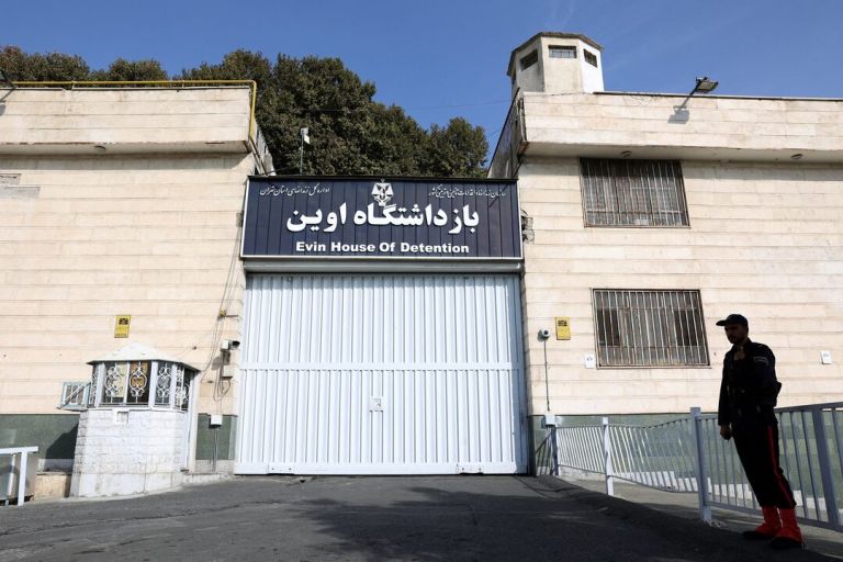 Διεθνής Αμνηστία: Σε «σφαγεία» μετατράπηκαν το 2023 οι ιρανικές φυλακές