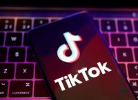 Σάλος για το Tik Tok: Ολοταχώς προς απαγόρευση σε ΗΠΑ και Κίνα