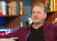 Νίκος Ζιώγαλας: «Ο Ντέμης Νικολαΐδης μου διάβασε τους στίχους του ”Μόνη ξανά δεν θα σ’αφήσω’