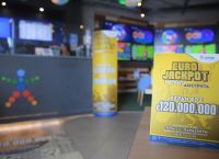 Το Eurojackpot μοιράζει απόψε 64 εκατ. ευρώ στους νικητές της πρώτης κατηγορίας