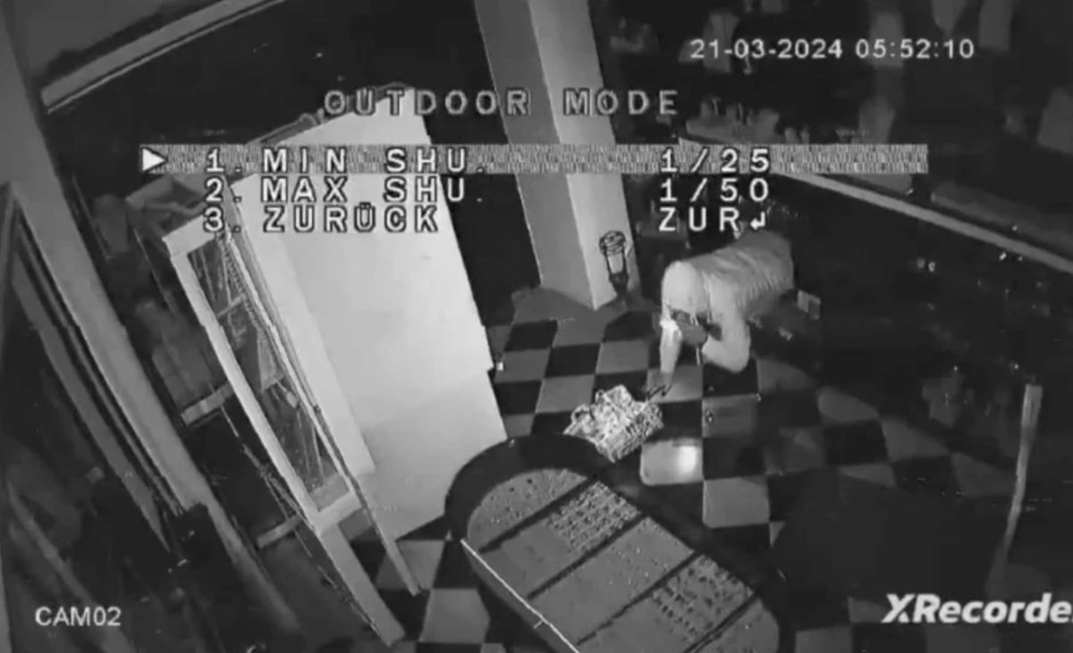 Συνελήφθησαν δύο Σέρβοι, μέλη της συμμορίας «Ροζ Πάνθηρες» – Πώς άδειαζαν κοσμηματοπωλεία στην Αθήνα