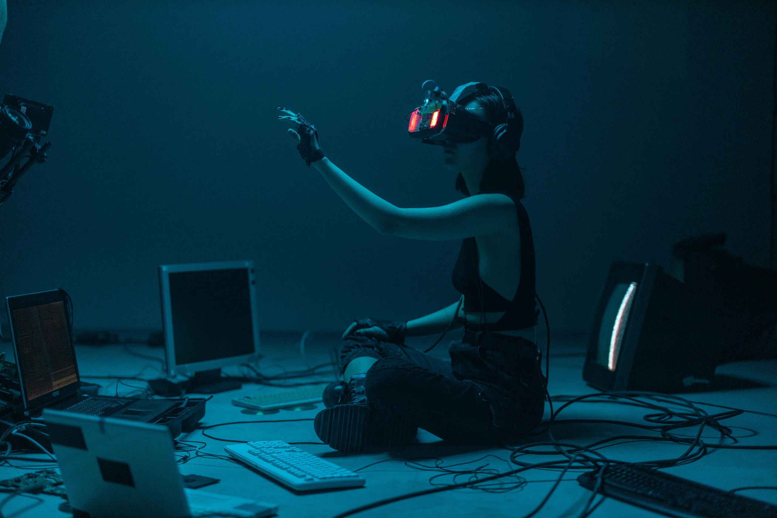 Metaverse: Άνθρωποι χωρίς σώμα συνδεδεμένοι σε ένα ψηφιακό πολυσύμπαν