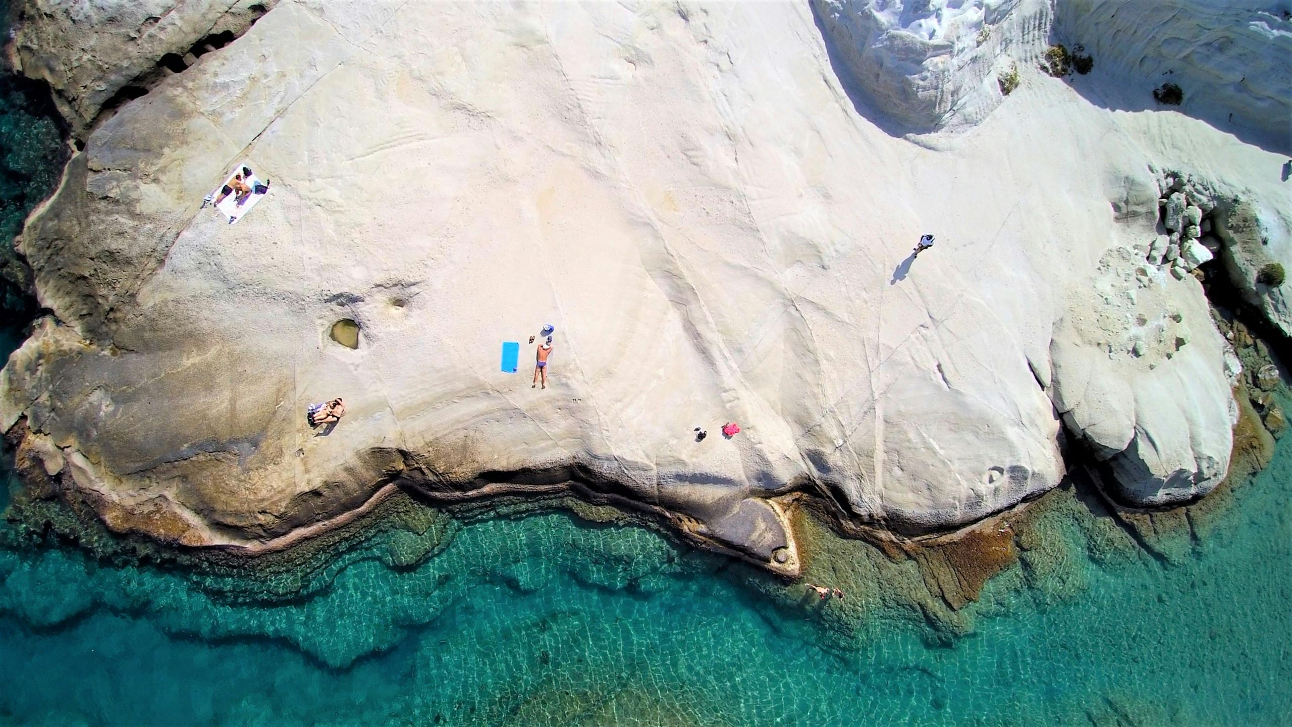 National Geographic: Μήλος και Τήνος ανάμεσα στα καλύτερα ελληνικά νησιά για διακοπές το καλοκαίρι του 2024