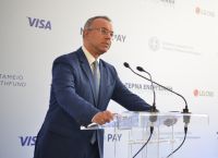 Σταϊκούρας: Εφαρμόζουμε πλάνο για τη ριζική αναβάθμιση του στόλου και των υπηρεσιών των δημοσίων συγκοινωνιών