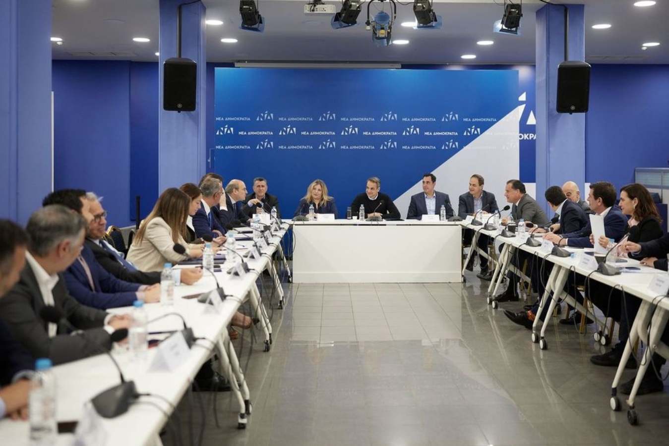 Σύσκεψη υπό τον Μητσοτάκη για εκλογικο προγραμματισμό – Αναλαμβάνουν από μια περιφέρεια οι υπουργοί