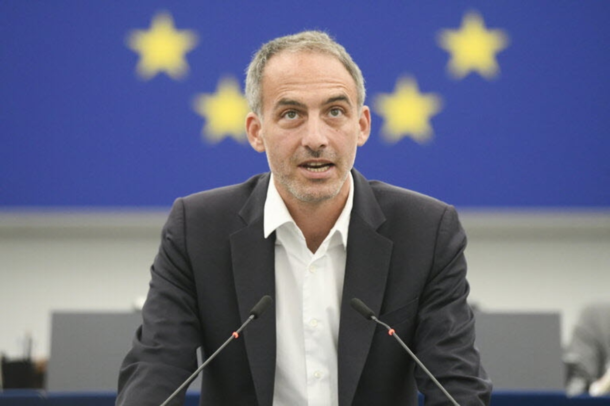 Γκλύκσμαν: Ο Μακρόν είναι μόνο λόγια, καμιά δράση για την Ουκρανία