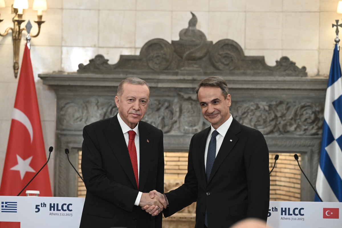 Αντίστροφη μέτρηση για τις συνομιλίες Μητσοτάκη – Ερντογάν στην Τουρκία