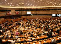 Ευρωεκλογές χωρίς συζήτηση για την Ευρώπη