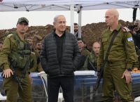 Πληθαίνουν οι φωνές για αποκλιμάκωση – Τα τρία σενάρια