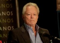 Λούλης: Παραμένει κυρίαρχος ο Μητσοτάκης αν και λαβωμένος