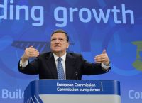 Μπαρόζο: Ζούμε την τρίτη μεγαλύτερη διένεξη από τους δύο παγκόσμιους πολέμους