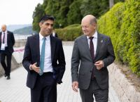Η Γερμανία προτρέπει τον Σούνακ να δαπανήσει περισσότερα για την άμυνα