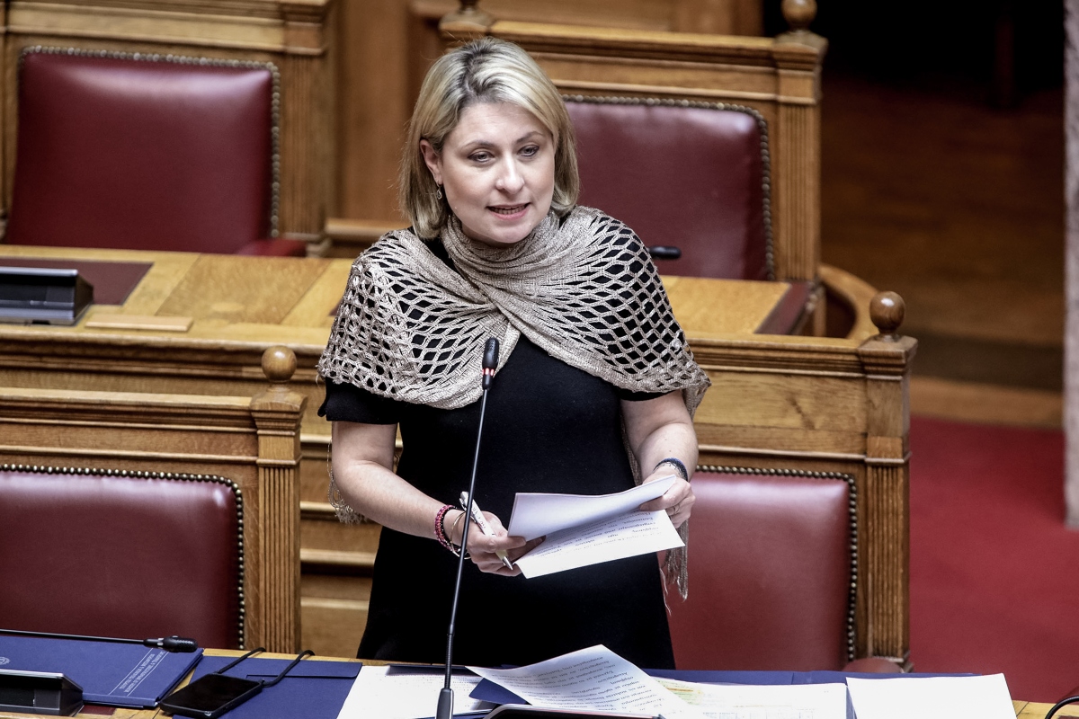 Αλεξοπούλου: Έως 2/10 η «νομιμοποίηση» των ρυμουλκούμενων-τρέιλερ