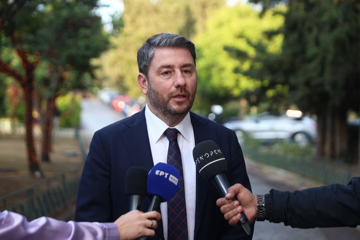 Το σχέδιο Ανδρουλάκη σε περίπτωση εκλογικής αποτυχίας του ΠΑΣΟΚ