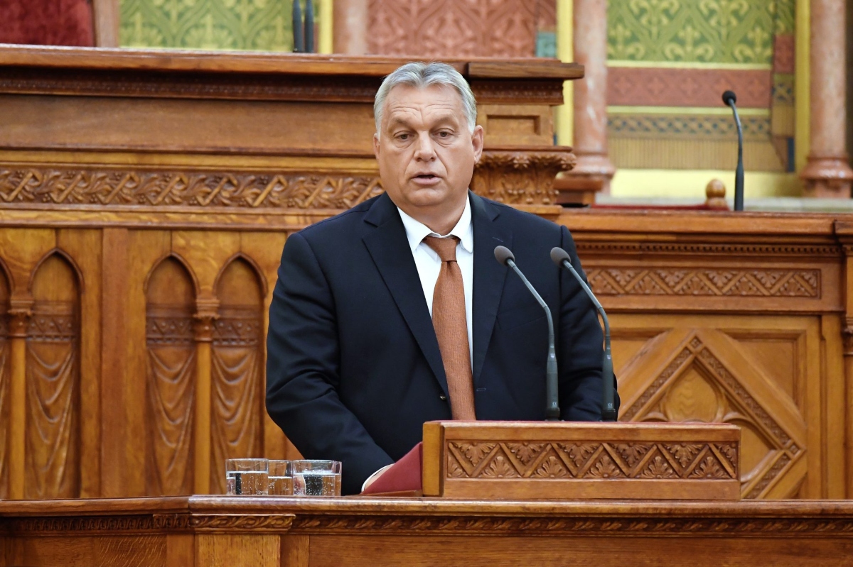 Όρμπαν: Θέλουμε επαναδιαπραγμάτευση της συμμετοχής μας στο ΝΑΤΟ