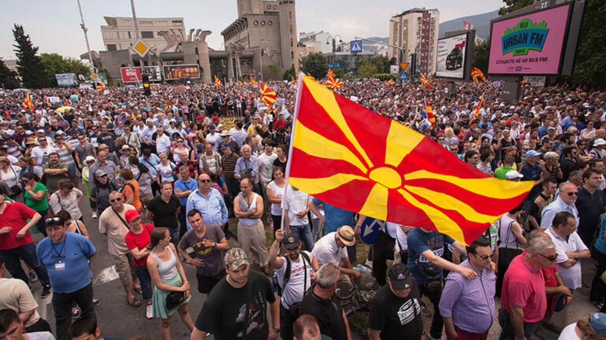 Τι θα γίνει αν τα Σκόπια τραβήξουν το σχοινί;