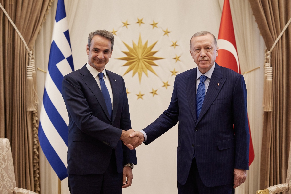 Ο τουρκικός Τύπος για τη συνάντηση Μητσοτάκη – Ερντογάν