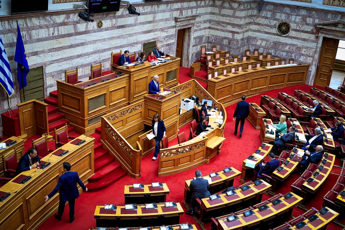 Η άτυπη “τηλεμαχία” των πολιτικών αρχηγών