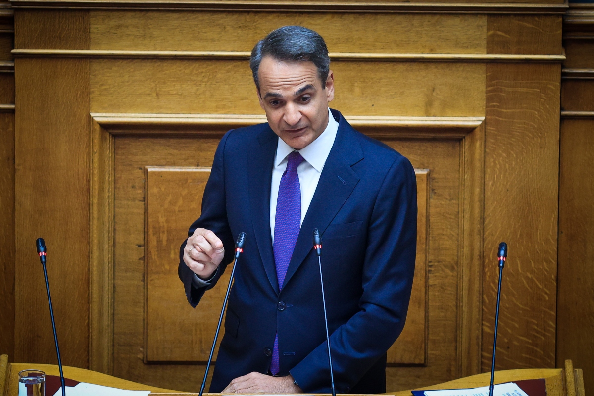 Σε υψηλό τέμπο το μπρα ντε φερ Μητσοτάκη – αντιπολίτευσης