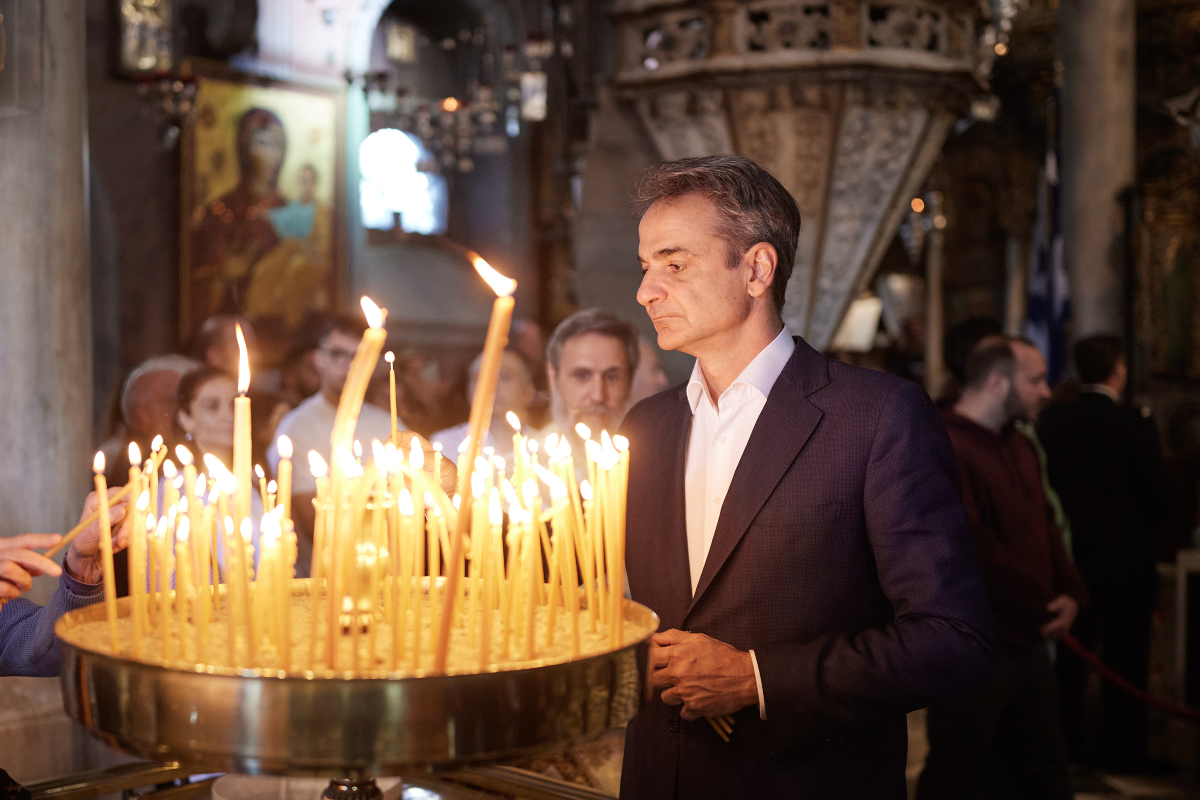 Μητσοτάκης: Η σκέψη μας, πρωτίστως, στους πιο αδύναμους συμπολίτες μας