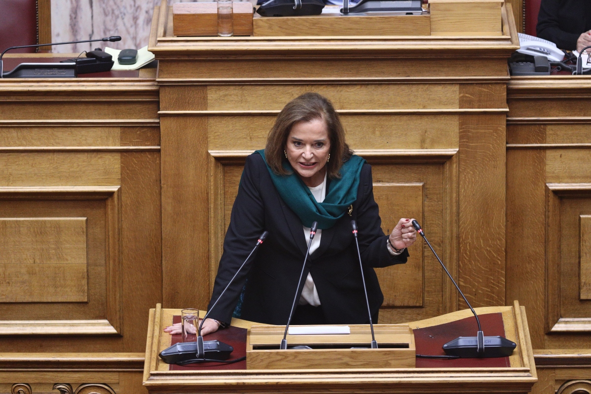 Άγρια κόντρα Ντόρας – ΣΥΡΙΖΑ για τη Συμφωνία των Πρεσπών